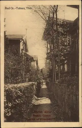 Ak Großtabarz Tabarz im Thüringer Wald, Blick in die hohle Gasse