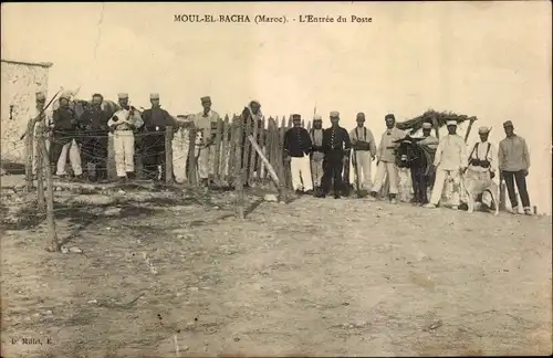 Ak Mouk-El-Bacha Marokko, l'Entree du Poste