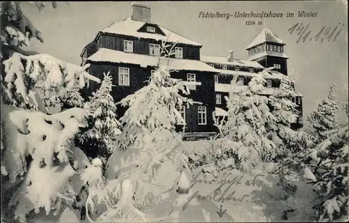 Ak Oberwiesenthal im Erzgebirge, Fichtelberg Unterkunftshaus, Winter