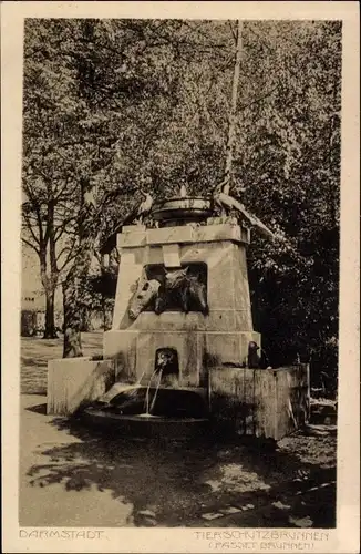 Ak Darmstadt in Hessen, Tierschutzbrunnen (Passet Brunnen)