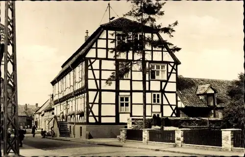 Ak Oebisfelde in Sachsen Anhalt, Magdeburger Straße, Fachwerkhaus