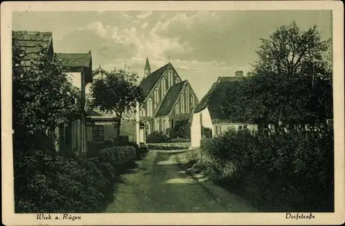 Ak Wiek auf Rügen, Dorfstraße