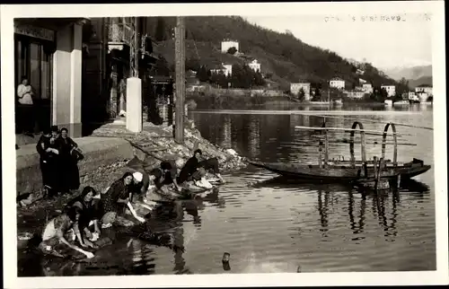 Ak Lugano Lombardia, Lavandaie al lago