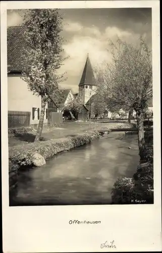 Foto Ak Offenhausen in Mittelfranken, Ortspartie, Kirche