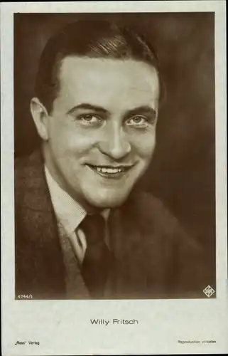 Ak Schauspieler Willy Fritsch, Portrait, Ross Verlag 4744/1