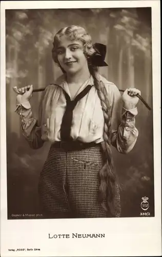 Ak Schauspielerin Lotte Neumann, Portrait, Haarzopf