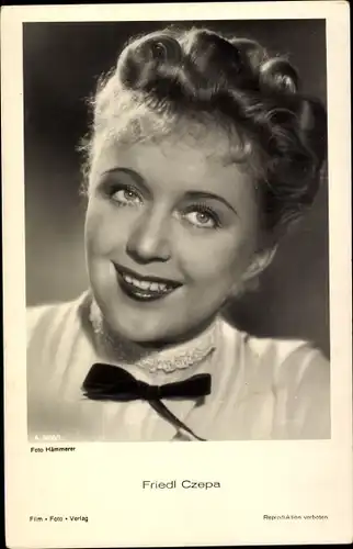 Ak Schauspielerin Friedl Czepa, Portrait