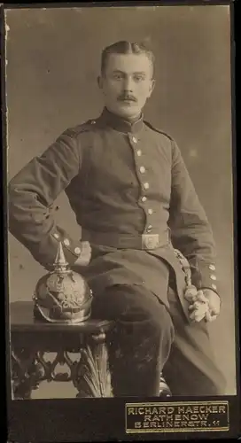 CdV Rathenow im Havelland, Deutscher Soldat in Uniform, Portrait