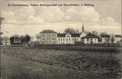 Ak Altötting in Oberbayern, St. Franziskushaus, Knaben-Rettungsanstalt und Exerzitienhaus