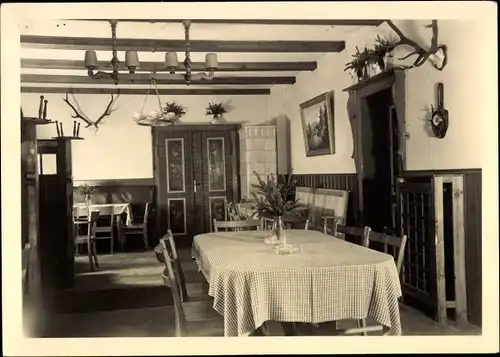 Ak Neudorf Sehmatal im Erzgebirge, Hotel Vierenstraße, Innenraum