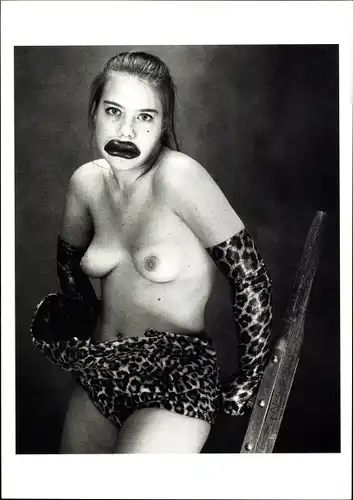 Ak Fotograf Eric Kroll, Allison, Fetish Girls, barbusige Frau, Busen