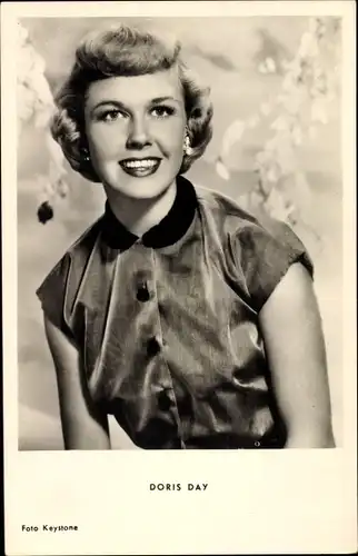 Ak Schaupielerin und Sängerin Doris Day, Portrait