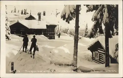 Ak Frognerseteren Frognersaeteren Oslo Norwegen, Skipartie zum Restaurant