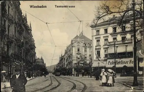 Ak Wiesbaden in Hessen, Taunusstraße, Cafe Berliner Hof