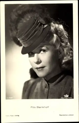 Ak Schauspielerin Fita Benkhoff, Portrait, Hut