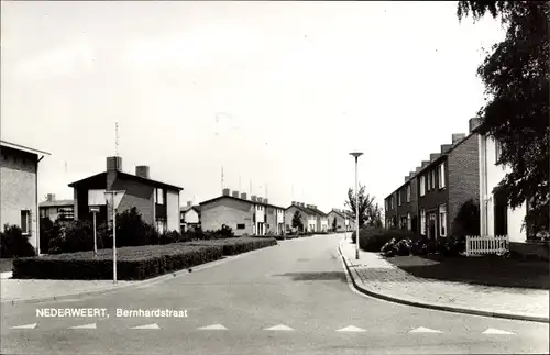 Ak Nederweert Limburg Niederlande, Bernhardstraat