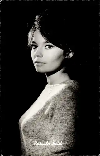 Ak Schauspielerin Pascale Petit, Portrait