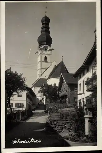Foto Ak Schnaitsee in Oberbayern, Ortsansicht, Kirchturm