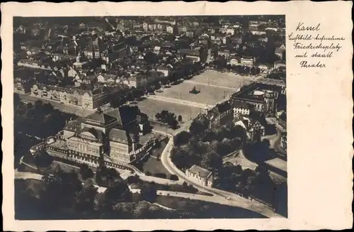 Ak Kassel in Hessen, Friedrichsplatz, Staatliches Theater, Luftbild