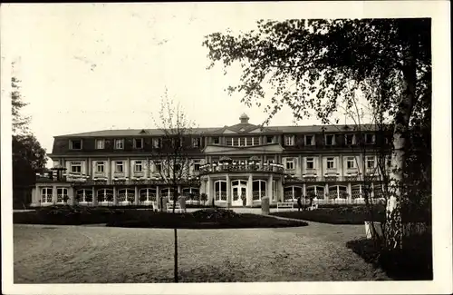 Ak Lázně Bohdaneč Bohdanetsch Reg. Pardubice, Lazensky palac