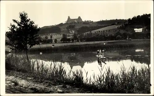 Ak Rovensko pod Troskami Rowensko bei Turnau Region Reichenberg, Burg Trosky, Cesky raj