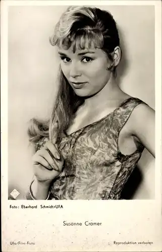 Ak Schauspielerin Susanne Cramer, Portrait