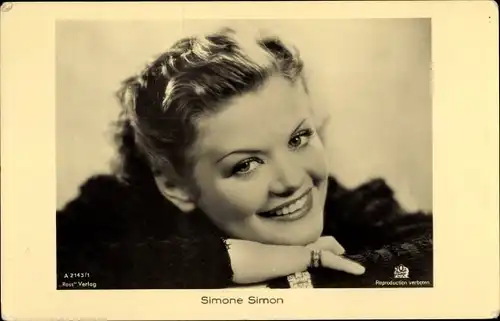 Ak Schauspielerin Simone Simon, Portrait