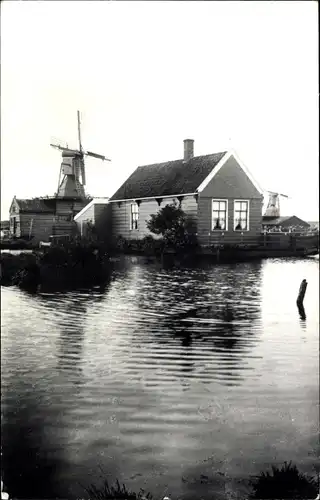 Ak Zaandam Zaanstad Nordholland, Westzijde, Molen, Lattenzagers, De Gebroeders, De Oranjeboom