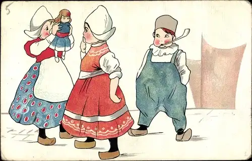Ak Kinder in niederländischen Trachten, Puppe, Junge mit Pfeife
