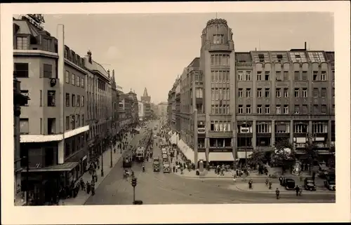 Ak Praha Prag Tschechien, Straßenpartie, Straßenbahnen