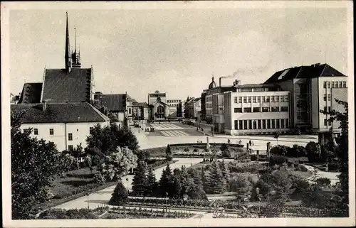 Ak Pardubice Pardubitz Stadt, Teilansicht der Stadt, Gartenanlage