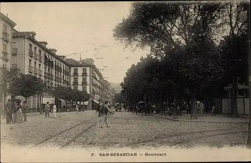 Ak San Sebastian Baskenland, Boulevard, Straßenpartie