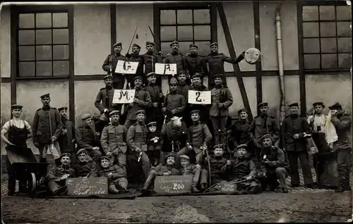 Ak Trier an der Mosel, Soldaten, Gruppenfoto G.A.M. 2