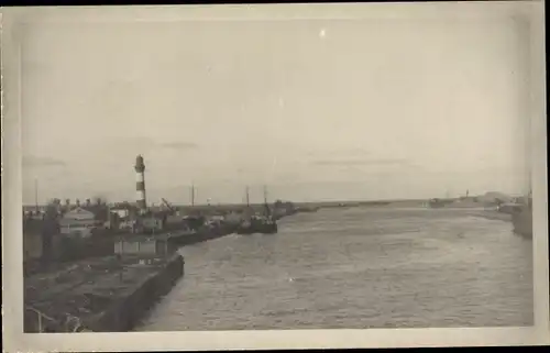 Foto Ak Liepaja Libau Lettland, Hafen, Leuchtturm