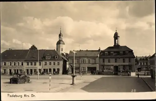 Ak Radeburg in Sachsen, Markt, Kirche