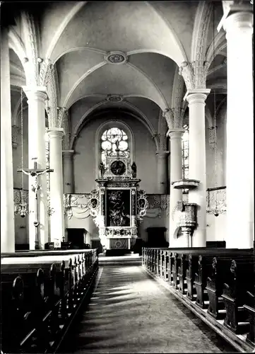 Ak Marienberg im Erzgebirge Sachsen, St. Marienkirche, Innenraum, Altar, Kanzel