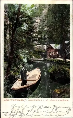 Ak Hinterhermsdorf Sebnitz Sachsen, Obere Schleuse, Bootstation, Mann im Boot