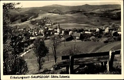 Ak Saupsdorf Sebnitz Sächsische Schweiz, Ortsansicht mit Kirche