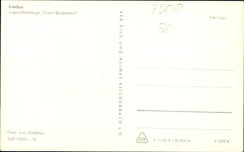 Ak Cottbus in der Niederlausitz, Jugendherberge Franz Striemann, Außenansicht, Fahnen