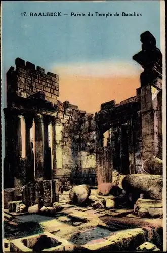 Ak Baalbek Libanon, Parvis du Temple de Bacchus
