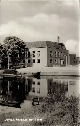 Ak Dalfsen Overijssel, Raadhuis met Vecht