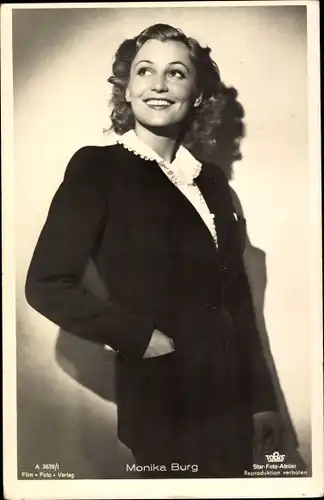 Ak Schauspielerin Monika Burg, Portrait