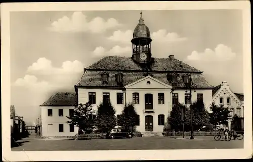 Ak Neustadt Glewe in Mecklenburg, Rathaus