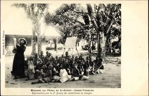 Ak Französisch Kongo, Missions des Pères du St. Esprit, P. Dréan, Missionar, Kinder, Catechisme