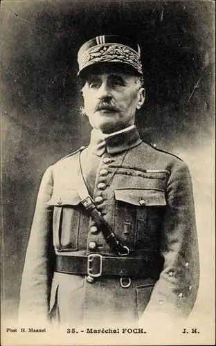 Ak Meréchal Foch, Portrait, Chapeau, Uniforme