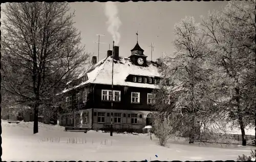 Ak Neudorf Sehmatal im Erzgebirge, Kindergenesungsheim Bethlehemstift, Winter