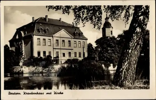 Ak Deutzen Neukieritzsch in Sachsen, Krankenhaus mit Kirche
