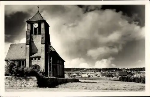 Ak Zinnwald Georgenfeld Altenberg im Erzgebirge, Kirche, Wolken