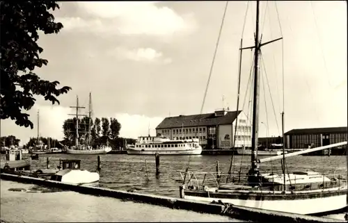 Ak Wieck Eldena Greifswald, Zentrale Seesportschule der Gesellschaft für Sport und Technik
