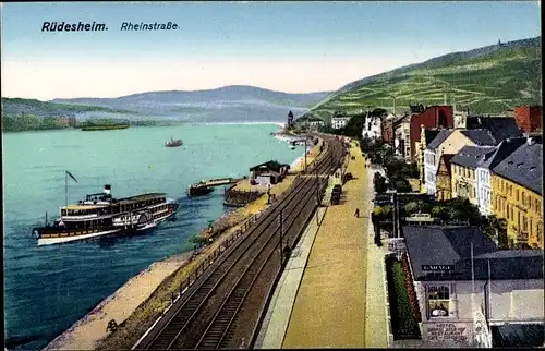 Ak Rüdesheim am Rhein, Dampfer an der Rheinstraße